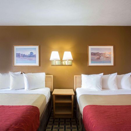 Days Inn By Wyndham Hurricane/Zion National Park Area Εξωτερικό φωτογραφία