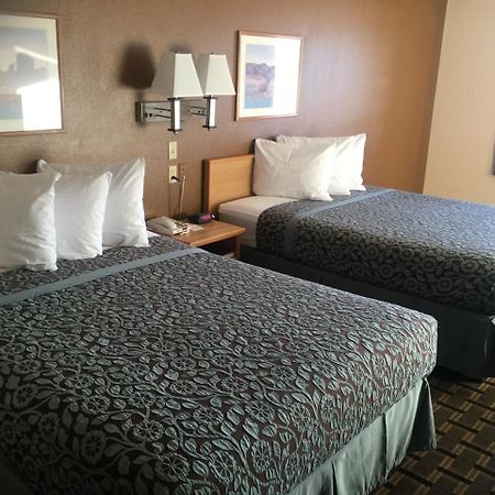 Days Inn By Wyndham Hurricane/Zion National Park Area Εξωτερικό φωτογραφία