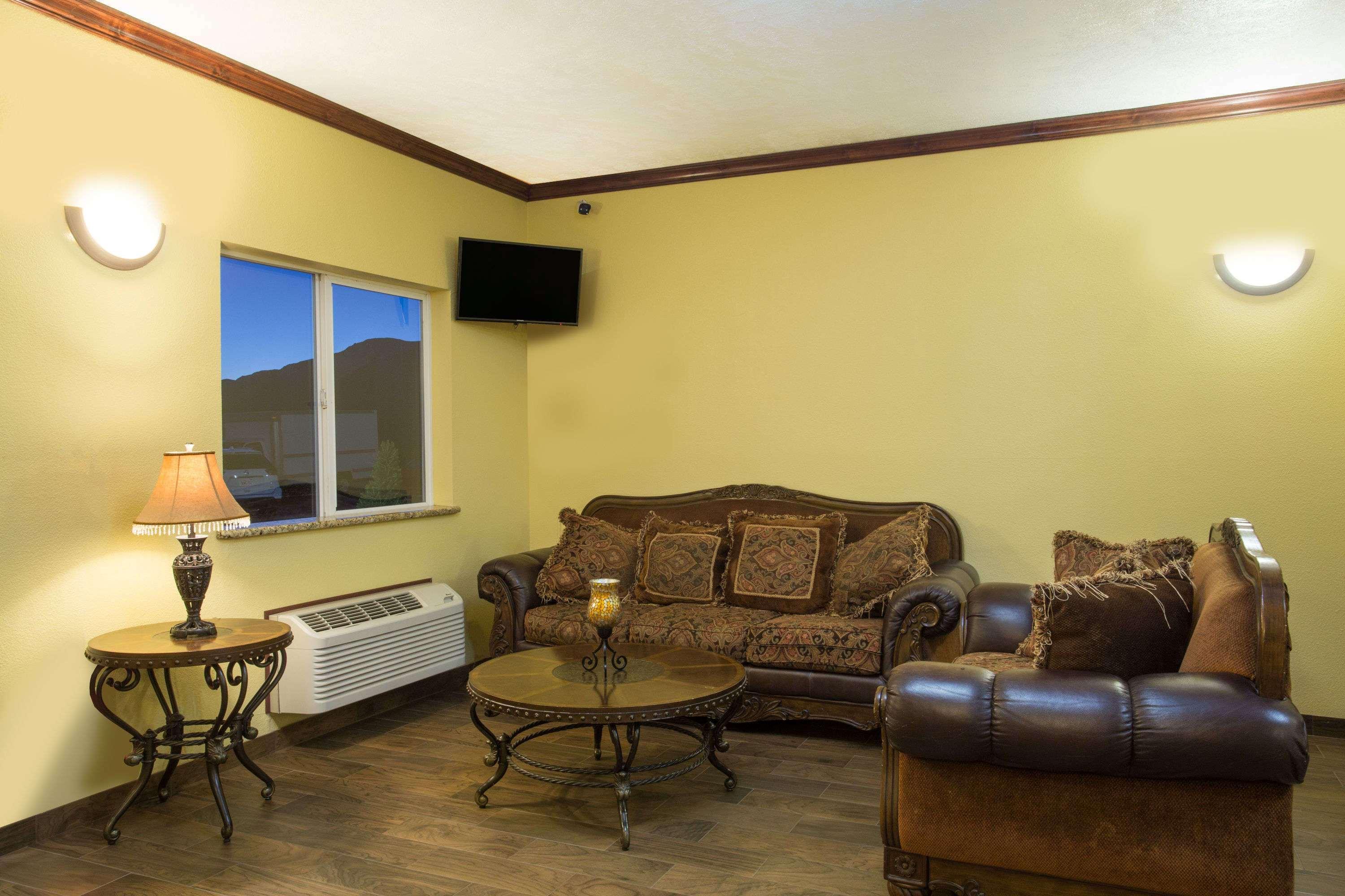 Days Inn By Wyndham Hurricane/Zion National Park Area Εξωτερικό φωτογραφία